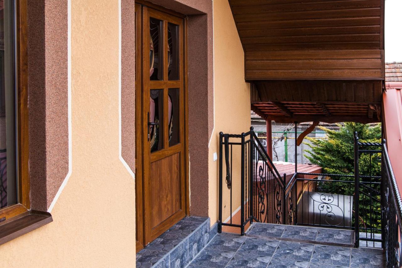 Апартаменти Annamari Pavshyno Exterior foto